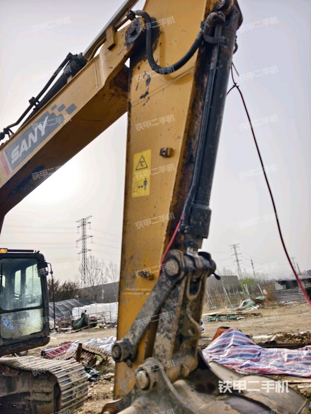 大臂整體?右側(cè)（工作和回轉(zhuǎn)裝置）