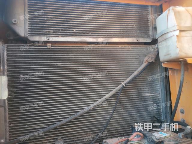 散熱器正面（大件艙室）