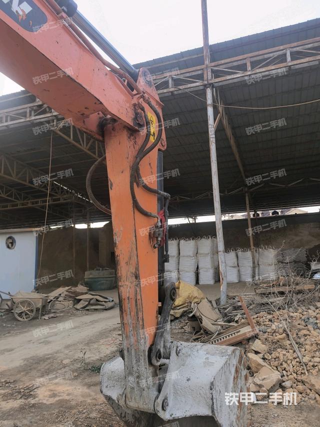 小臂整體右前(工作和回轉(zhuǎn)裝置) 小臂整體右前(工作和回轉(zhuǎn)裝置)