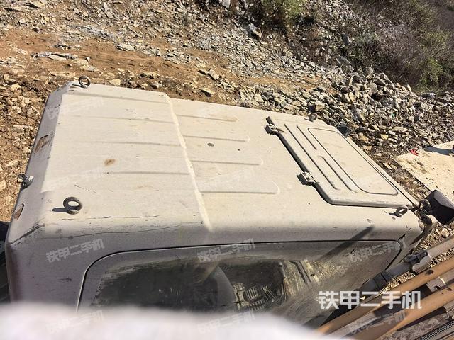 駕駛室頂部俯視(上車部件) 駕駛室頂部俯視(上車部件)