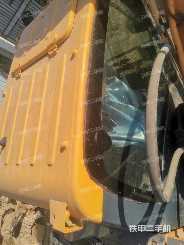 駕駛室頂部俯視(上車部件) 駕駛室頂部俯視(上車部件)
