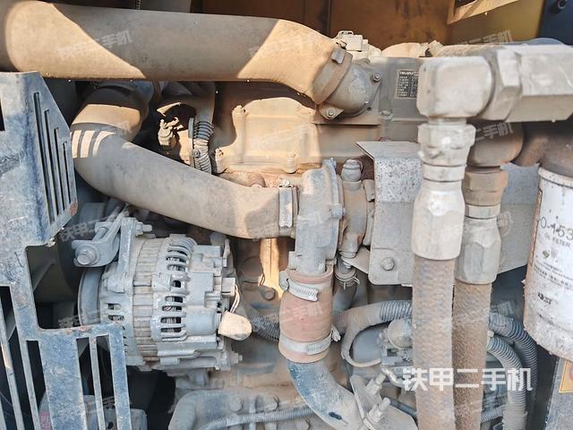 發(fā)動(dòng)機(jī)整體俯視(整機(jī)外觀) 發(fā)動(dòng)機(jī)整體俯視(整機(jī)外觀)