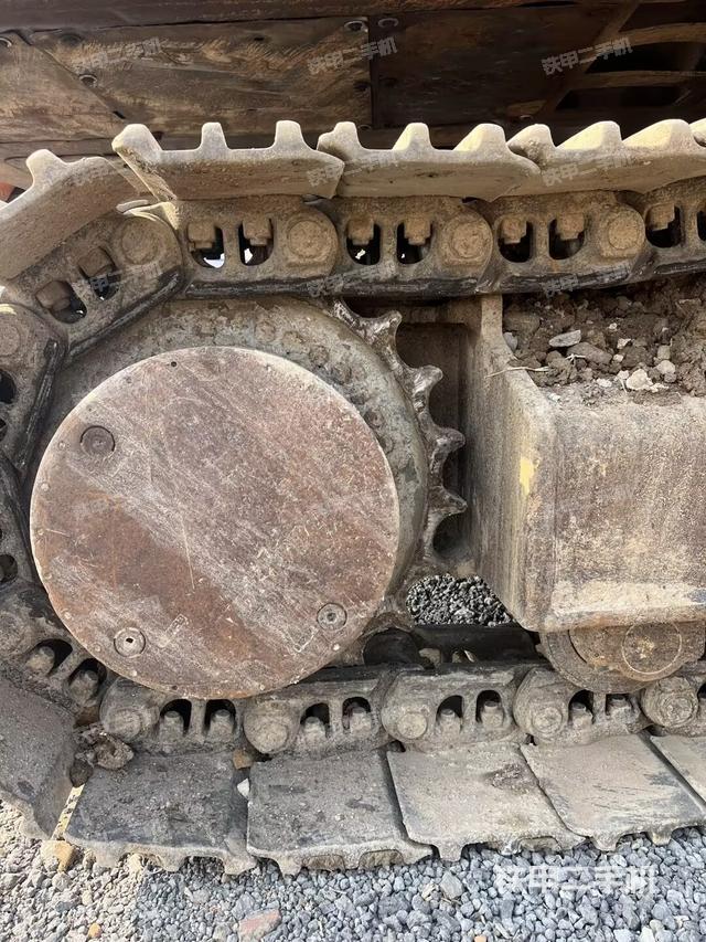 單側履帶整體（整機外觀）