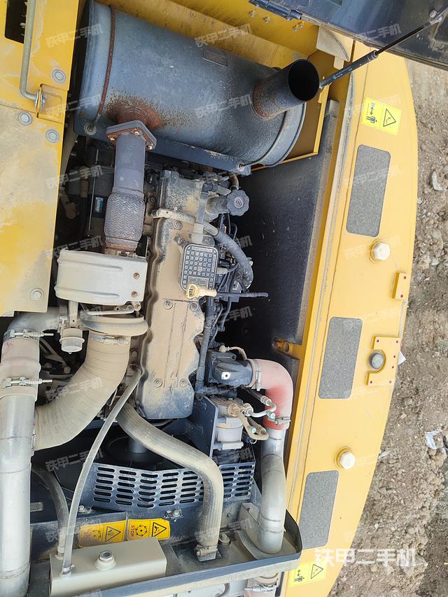 發(fā)動(dòng)機(jī)整體俯視(整機(jī)外觀) 發(fā)動(dòng)機(jī)整體俯視(整機(jī)外觀)