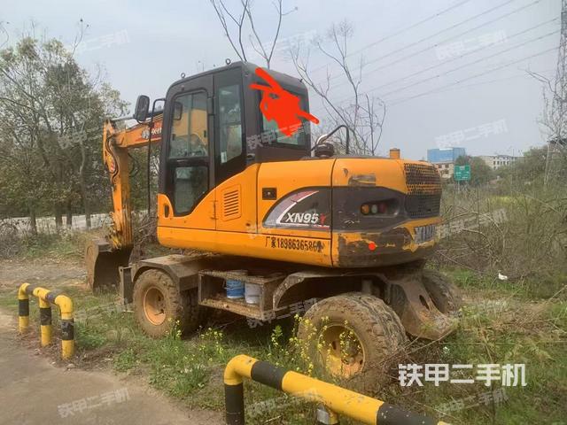 駕駛室頂部（整機(jī)外觀）