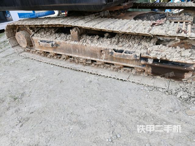 左側(cè)履帶整體?（行走機(jī)構(gòu)）