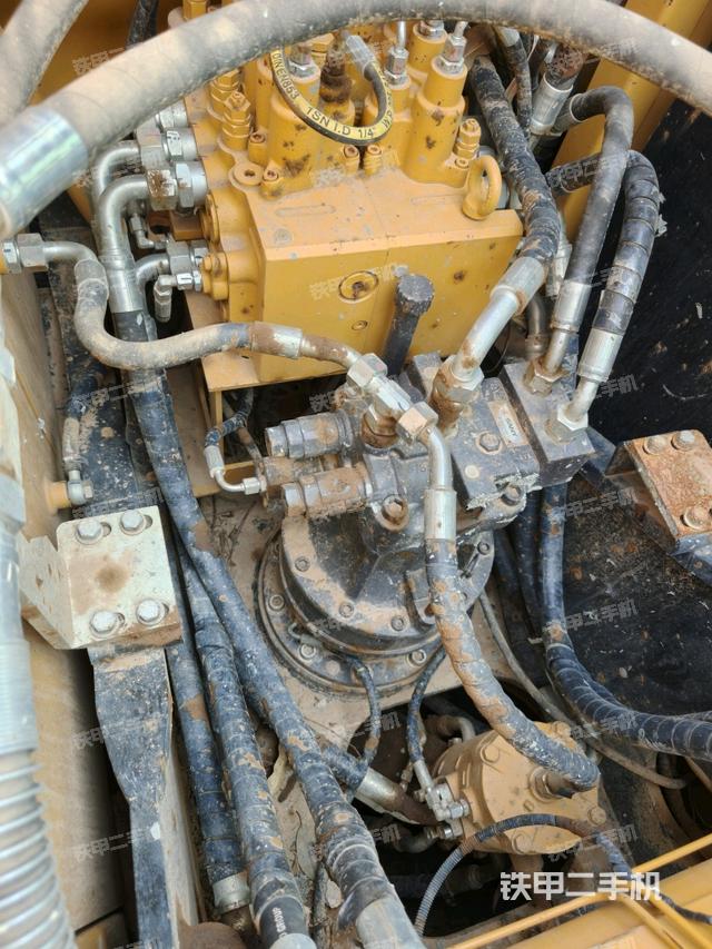 中央回轉(zhuǎn)接頭特寫(上車部件) 中央回轉(zhuǎn)接頭特寫(上車部件)