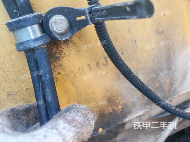 氣門室蓋螺絲特寫(上車部件) 氣門室蓋螺絲特寫(上車部件)