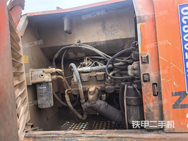 液壓泵室(大件艙室) 液壓泵室(大件艙室)