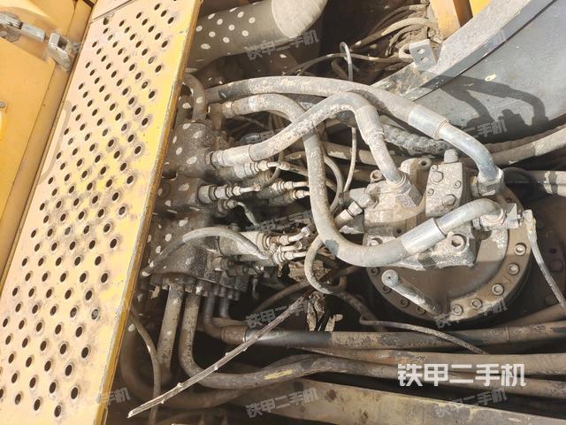 駕駛室頂部俯視(上車部件) 駕駛室頂部俯視(上車部件)