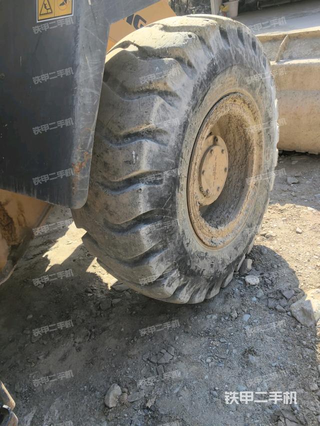 左后輪（行走機(jī)構(gòu)）