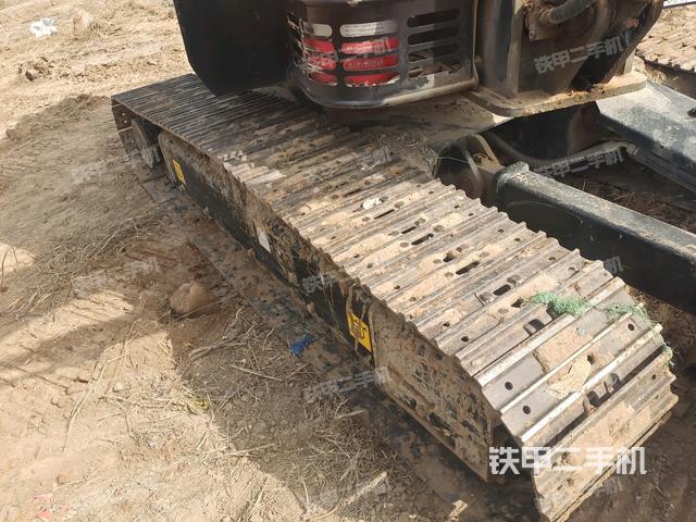 左側(cè)履帶整體?（行走機構(gòu)）