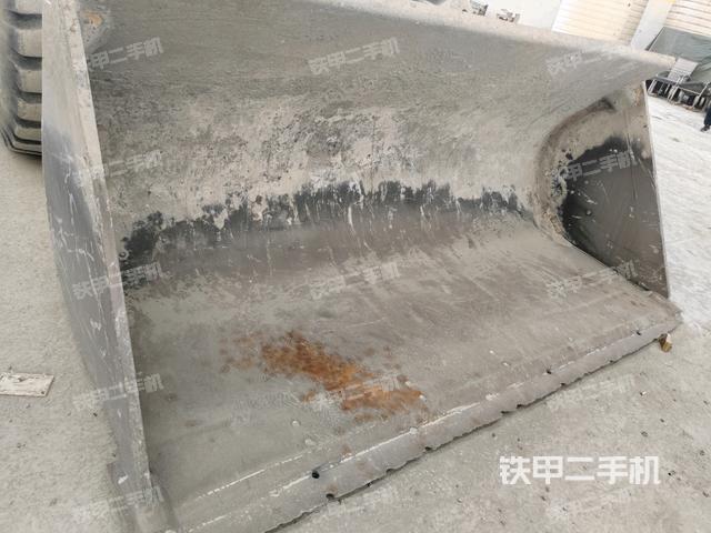 鏟斗后45°(工作裝置) 鏟斗后45°(工作裝置)