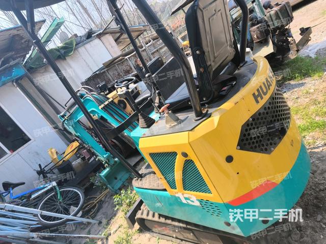 整機(jī)右后45°(整機(jī)外觀) 整機(jī)右后45°(整機(jī)外觀)