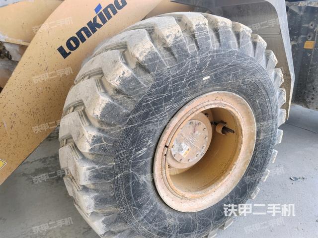 左前輪（行走機(jī)構(gòu)）