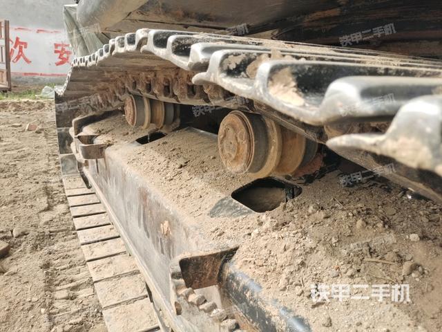 左側(cè)行走馬達(dá)蓋板（行走機(jī)構(gòu)）