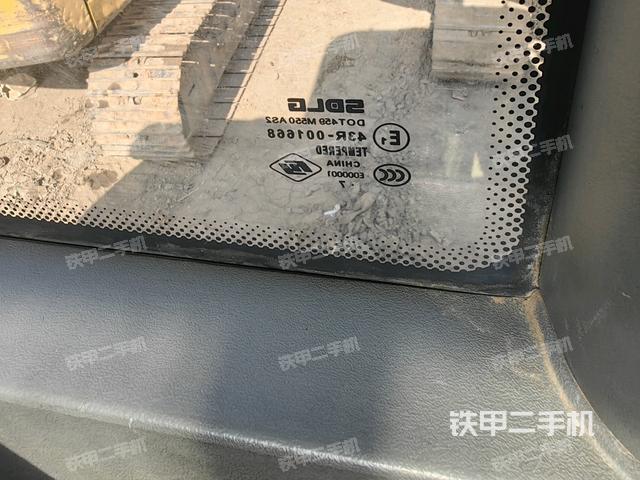 后窗玻璃角標(biāo)（駕駛室部分）