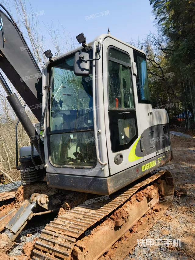 駕駛室整體（整機(jī)外觀）