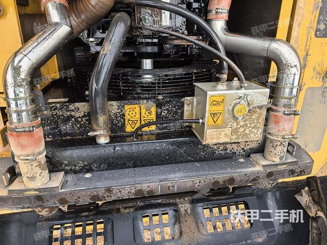 水箱+風扇特寫(上車部件) 水箱+風扇特寫(上車部件)