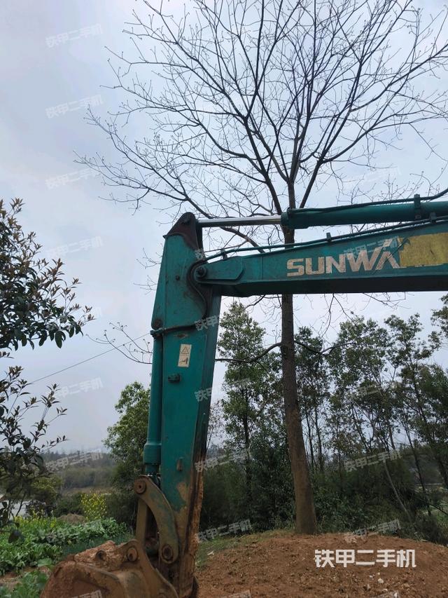 大臂根部?斜視（工作和回轉裝置）