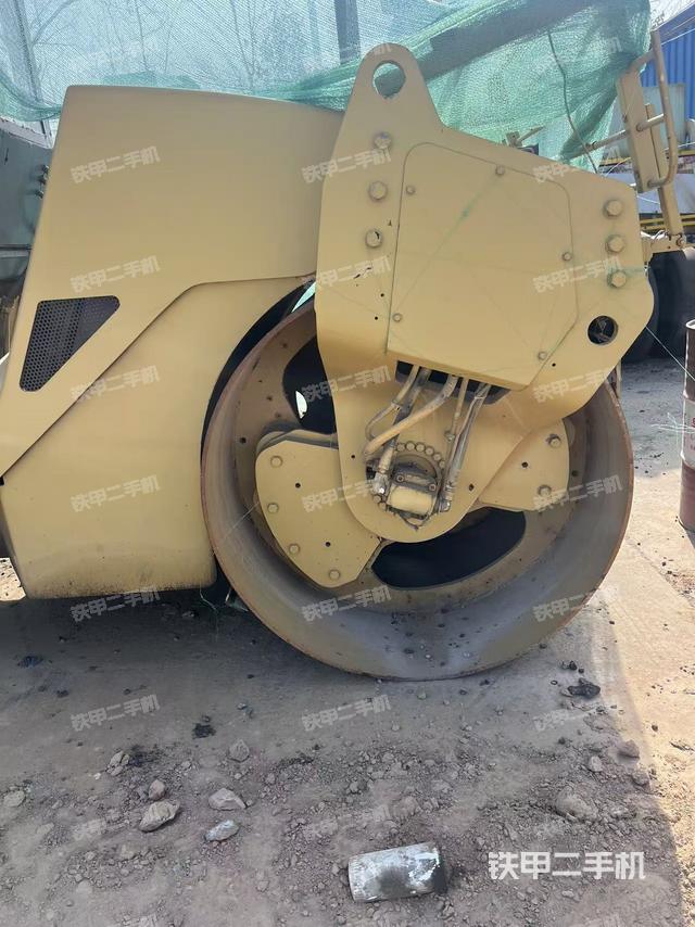 整機(jī)右后45°（設(shè)備外觀及核心部件）