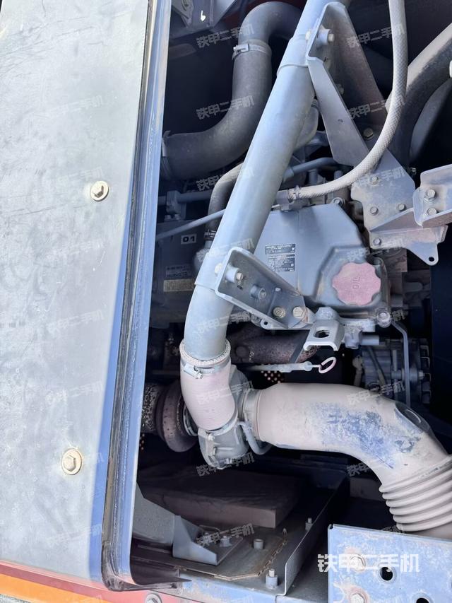 發(fā)動機(jī)室（上車部件）