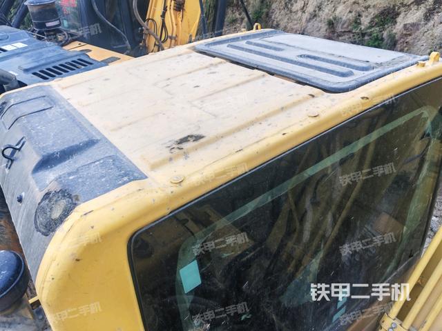駕駛室頂部俯視(上車部件) 駕駛室頂部俯視(上車部件)
