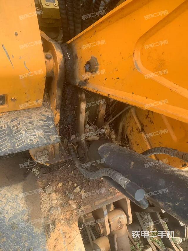 駕駛室整體（整機(jī)外觀）