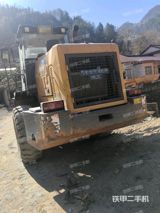 正后方（整機(jī)外觀）