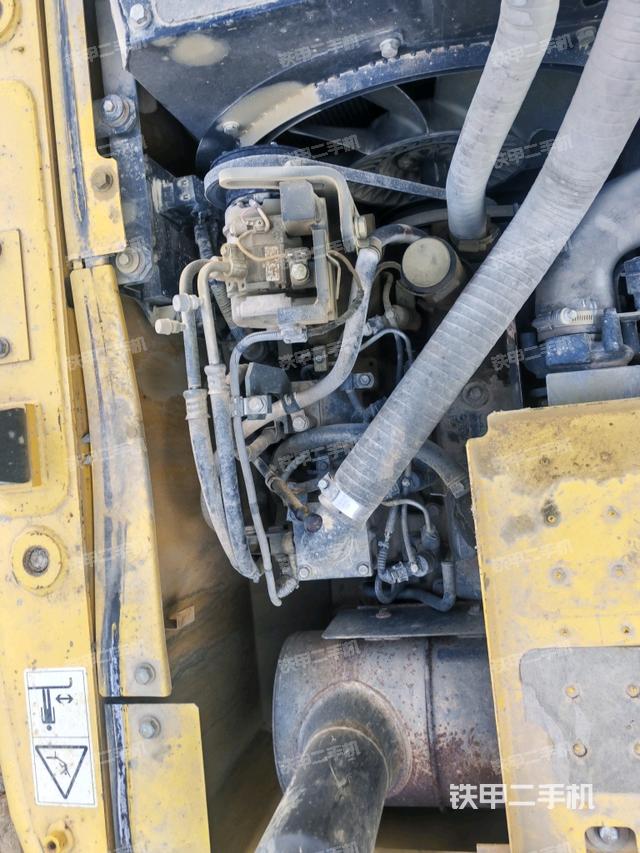 氣門室蓋螺絲特寫(上車部件) 氣門室蓋螺絲特寫(上車部件)