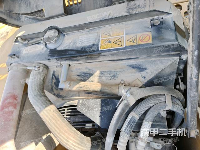 氣門室蓋螺絲特寫（上車部件）