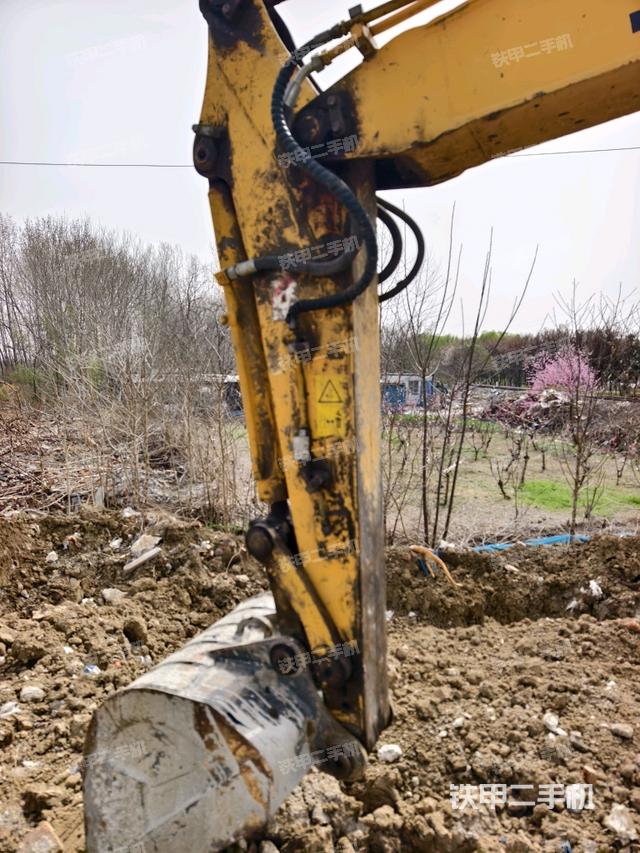 小臂整體左后（工作和回轉裝置）