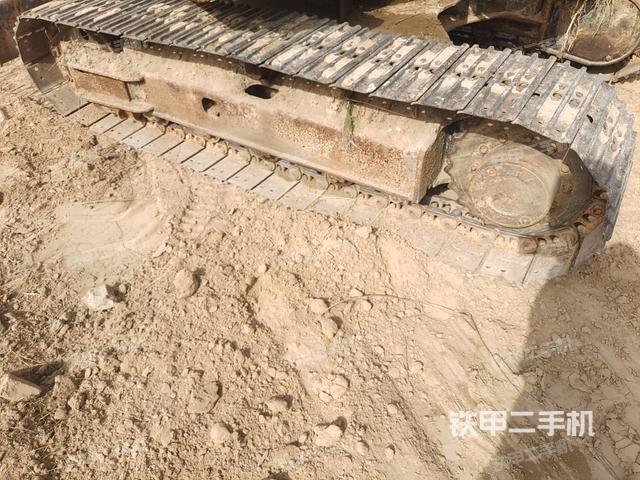 左側(cè)履帶整體?（行走機(jī)構(gòu)）