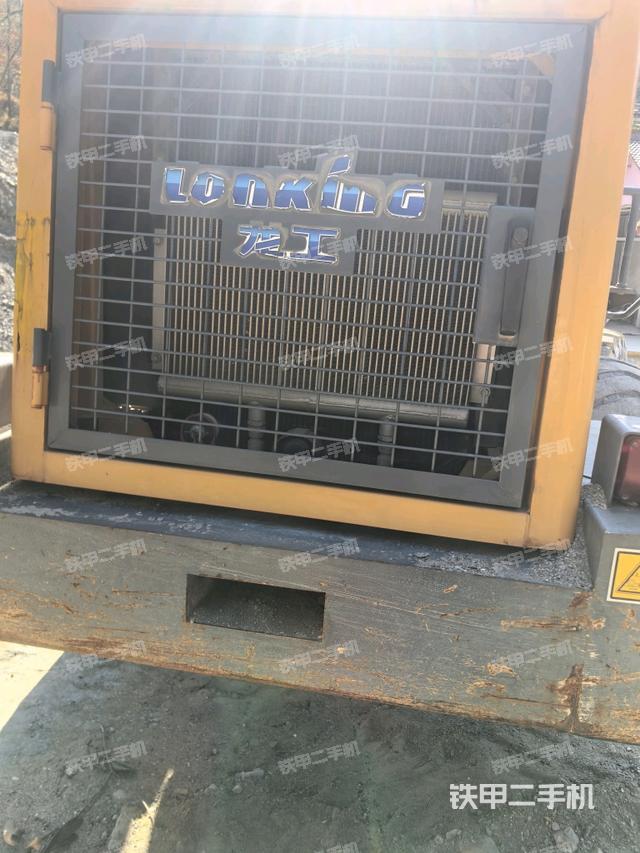 散熱器正面（動(dòng)力系統(tǒng)）