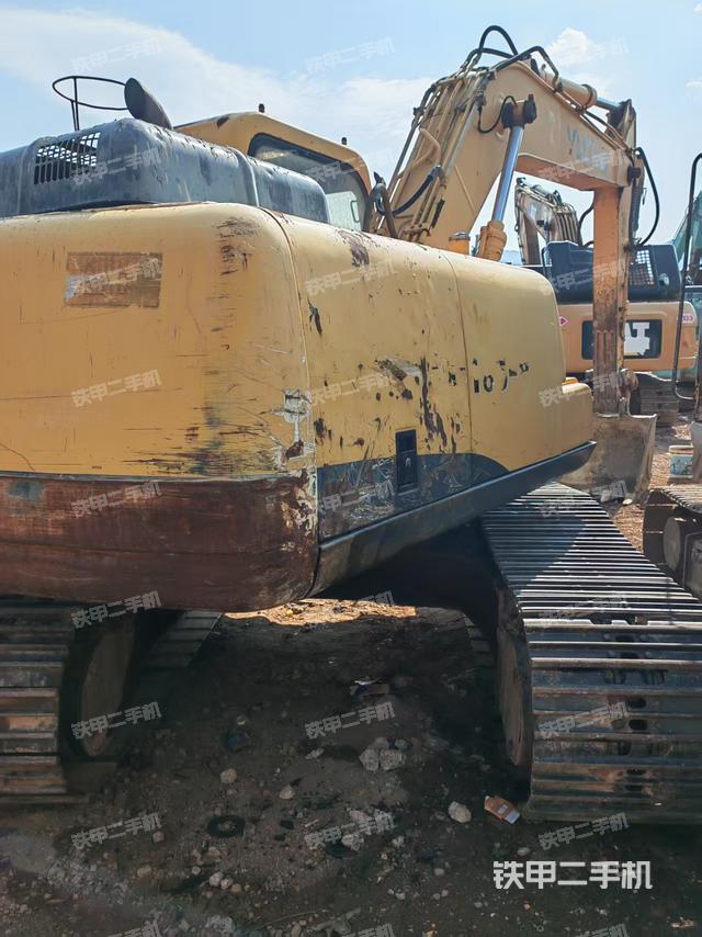 整機右后45°（整機外觀）