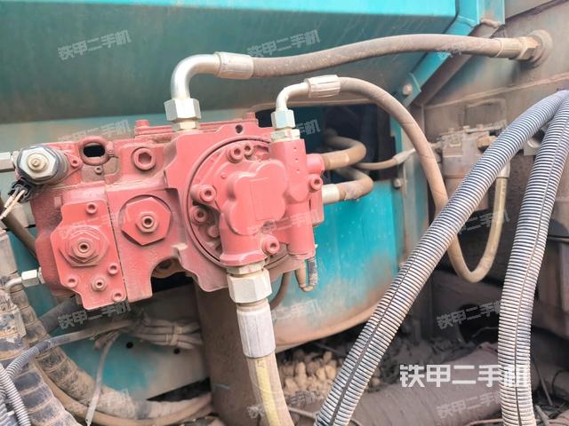 電瓶（大件艙室）