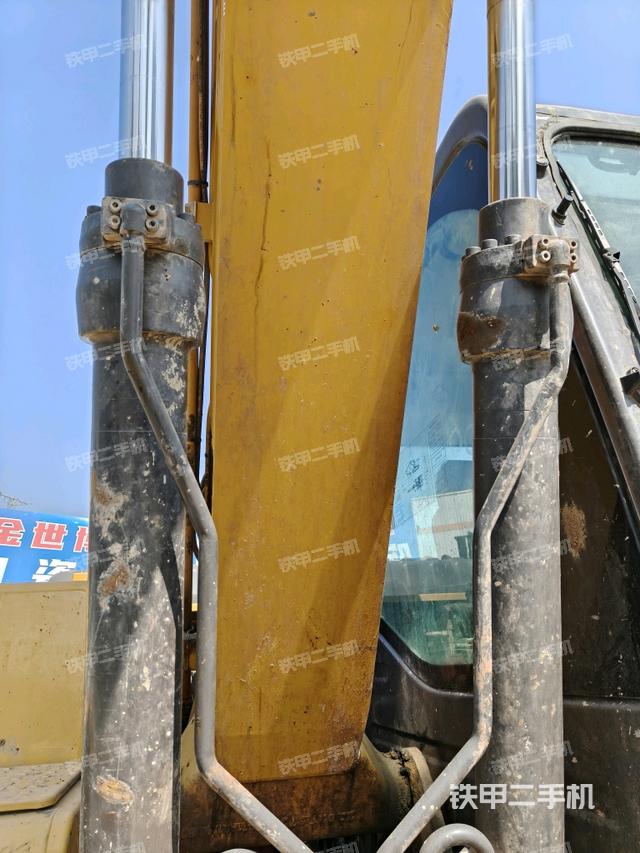 大臂根部?斜視（工作和回轉(zhuǎn)裝置）