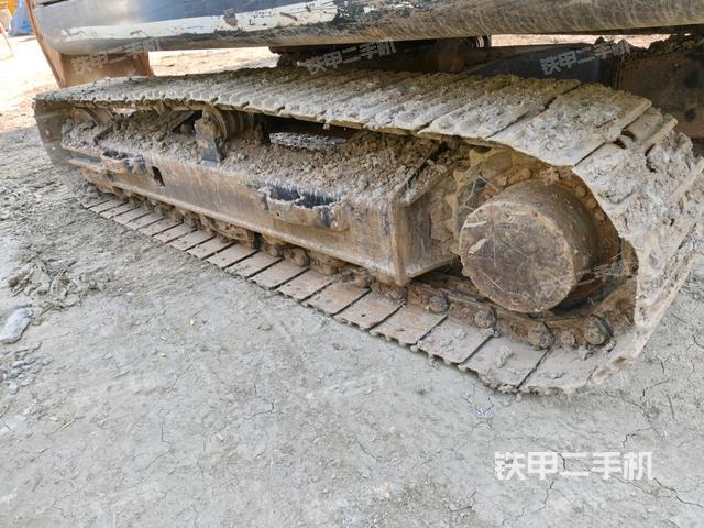 右側(cè)履帶整體（行走機(jī)構(gòu)）