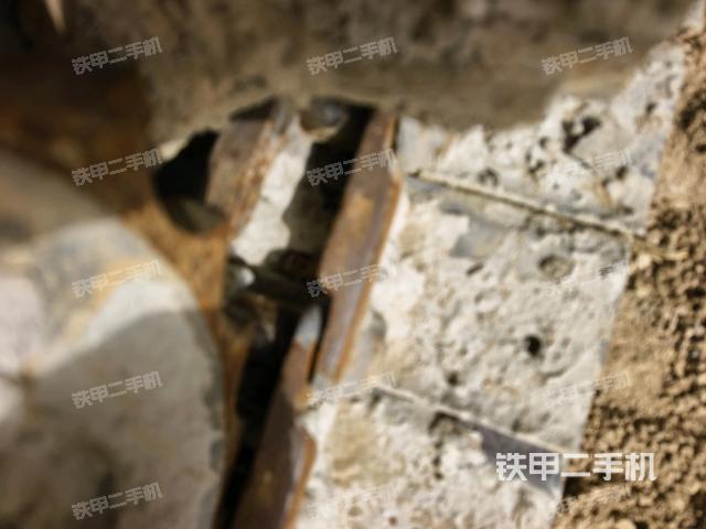 右側行走馬達蓋板（行走機構）