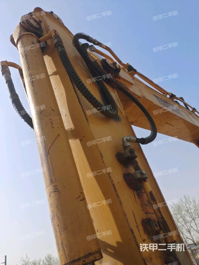 小臂整體左后（工作和回轉(zhuǎn)裝置）