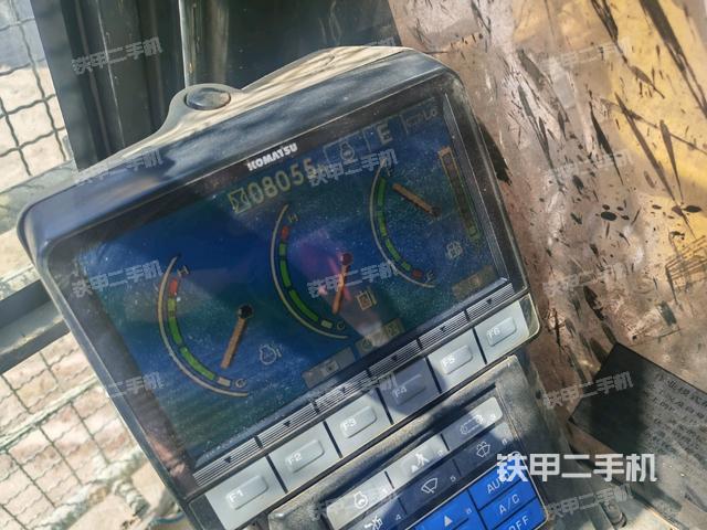 小時表(駕駛室部分) 小時表(駕駛室部分)