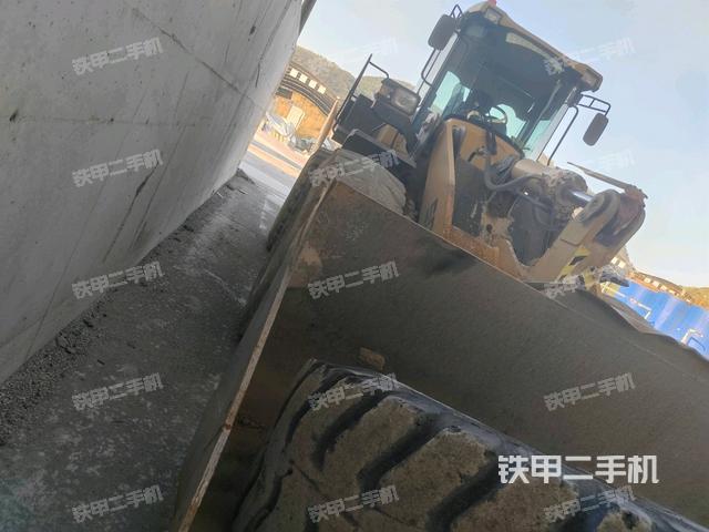 右前45°（整機外觀）