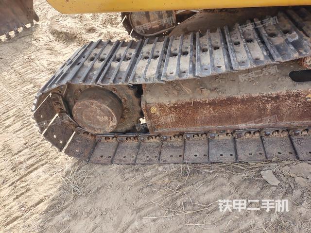 右驅(qū)動(dòng)輪（行走機(jī)構(gòu)）