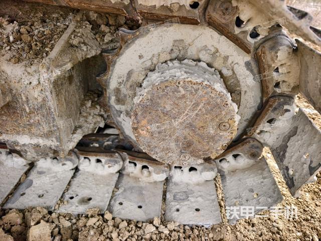 左驅(qū)動輪（行走機構）