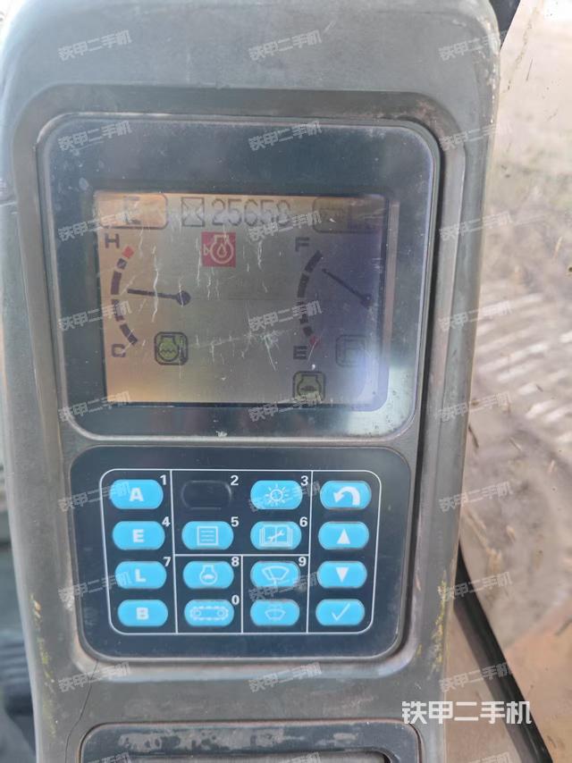 小時(shí)表（駕駛室部分）