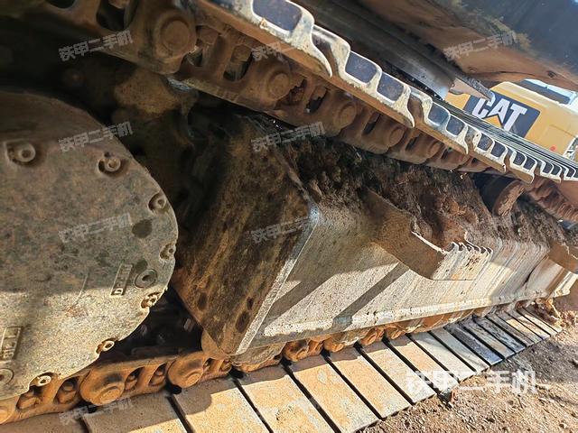 單側履帶整體（整機外觀）