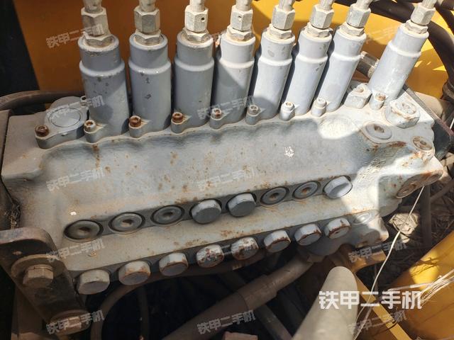 回轉(zhuǎn)馬達(dá)（上車部件）