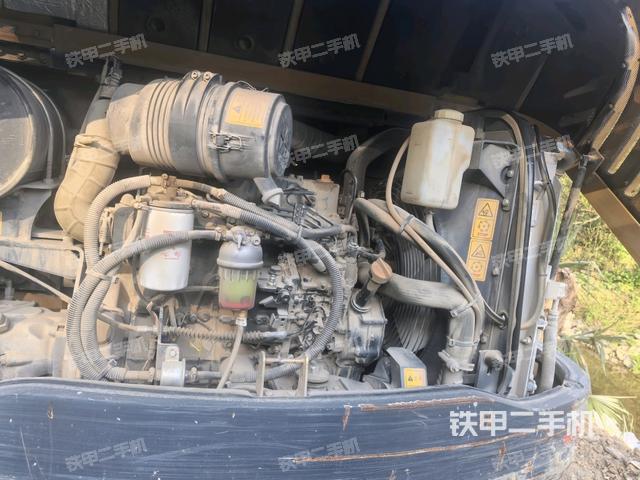發(fā)動(dòng)機(jī)室(上車部件) 發(fā)動(dòng)機(jī)室(上車部件)