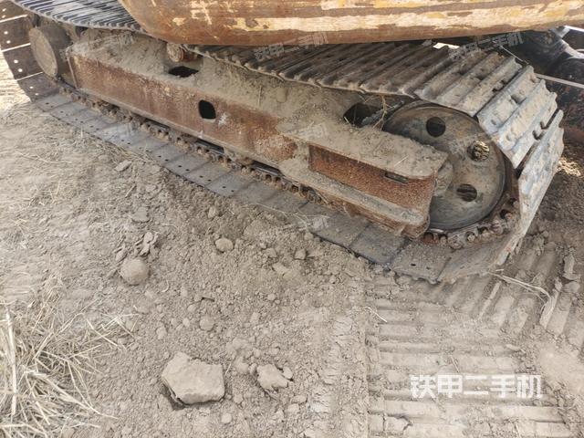 右側(cè)履帶整體?（行走機(jī)構(gòu)）