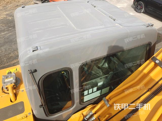 发动机室（上车部件）